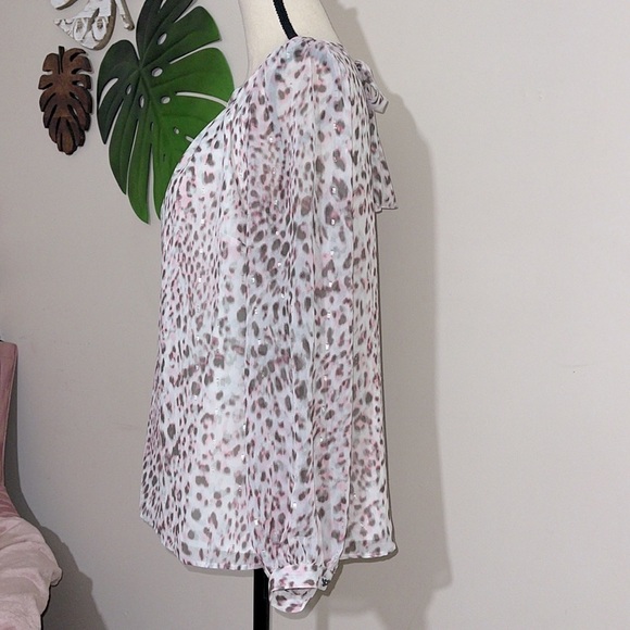 Talbots Pink Snow Leopard Popover Blouse Sz. S - Picture 13 of 15